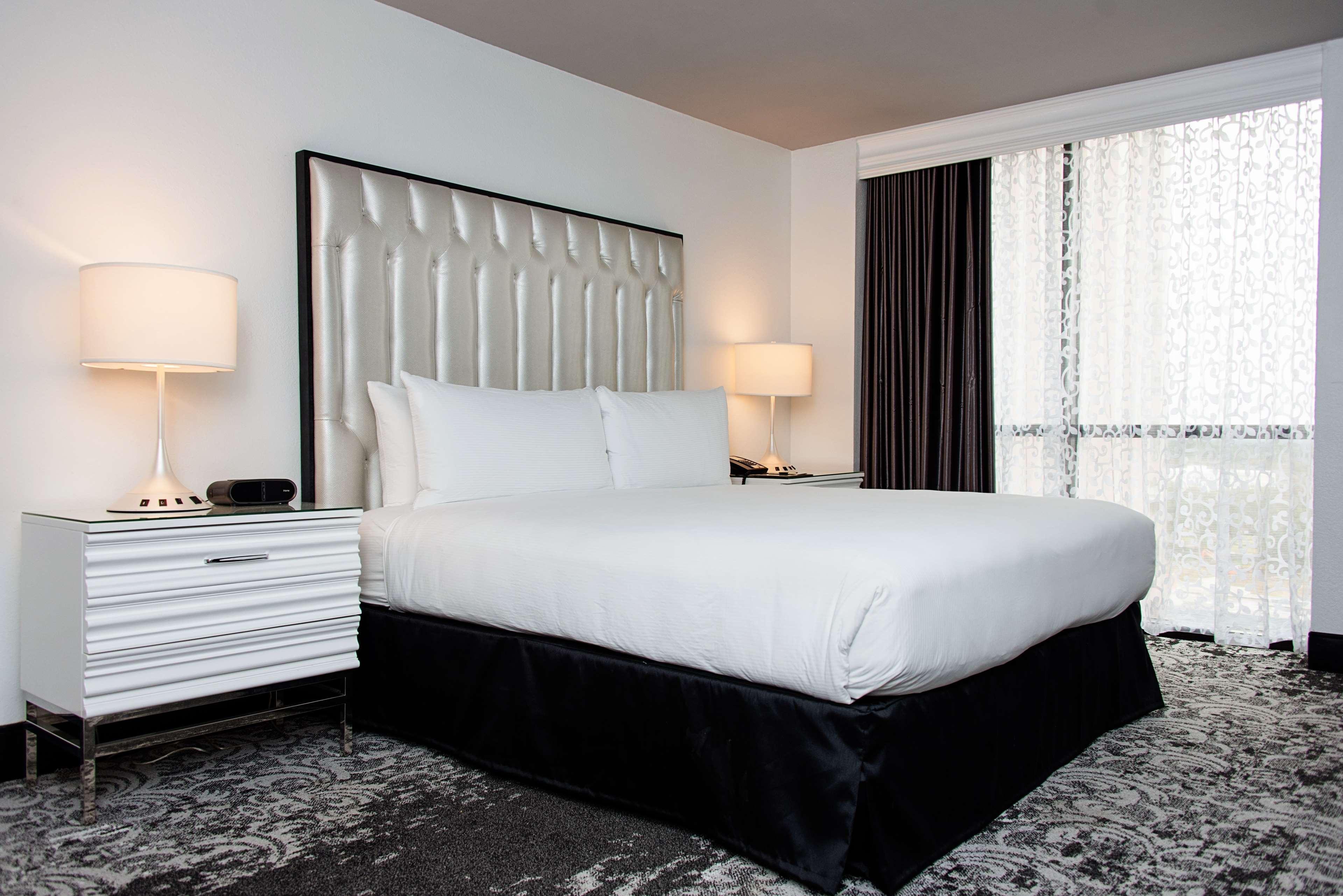 Doubletree By Hilton Hotel Tallahassee Extérieur photo