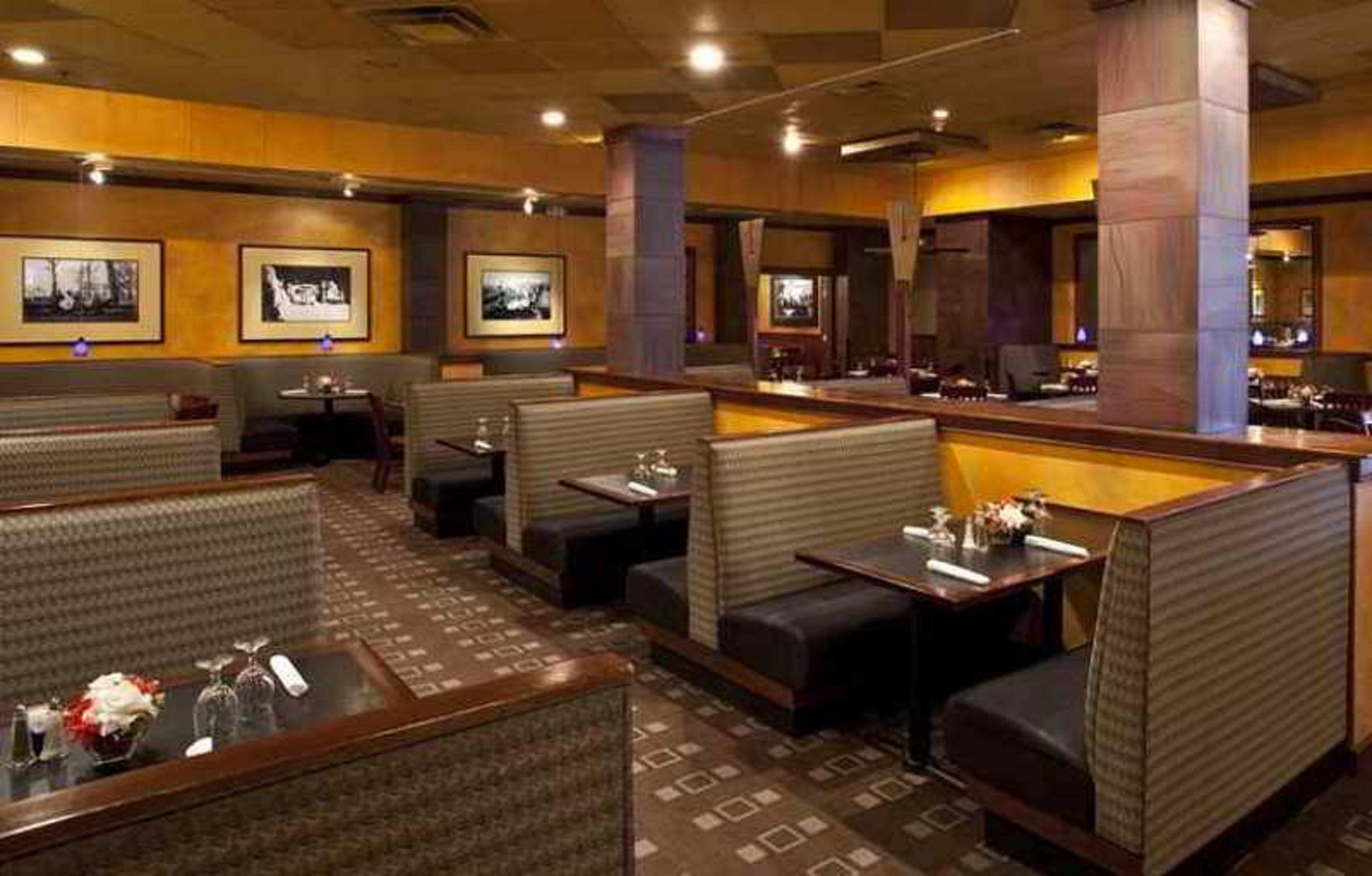Doubletree By Hilton Hotel Tallahassee Extérieur photo